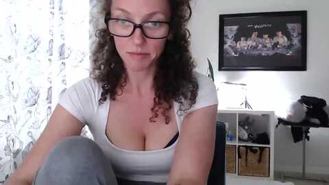 sarah_stark @ myfreecams on 20240208