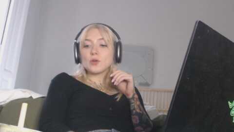 tattoo_bbgirl @ myfreecams on 20240208