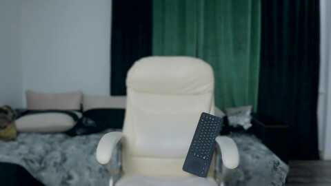malika33 @ myfreecams on 20240209