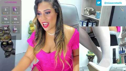 mia_secretwif @ myfreecams on 20240209
