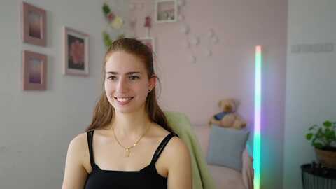 naomi_woods18