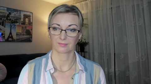 starvanessa1 @ myfreecams on 20240209