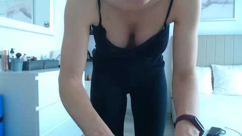 hrystina_ @ myfreecams on 20240210