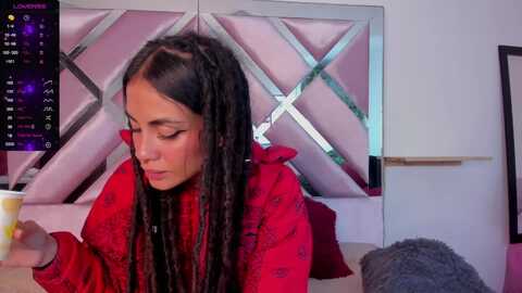 juanadearco5 @ myfreecams on 20240210