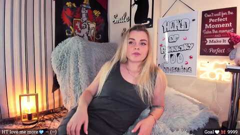 lil_nika @ myfreecams on 20240210