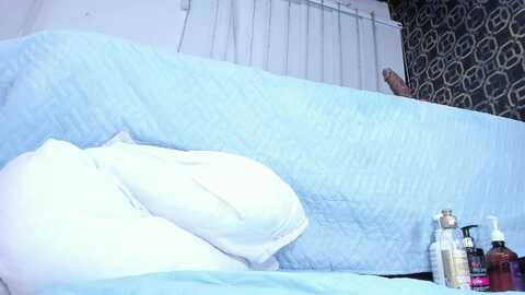 sophye_larson @ myfreecams on 20240210