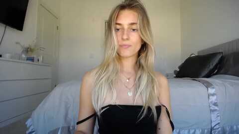 vodka_queen @ myfreecams on 20240210