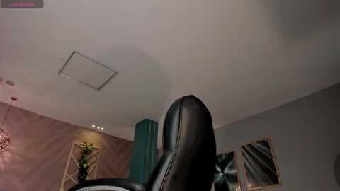 zoepresley1 @ myfreecams on 20240210