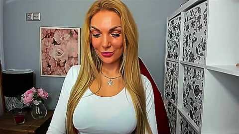 auloragold @ myfreecams on 20240211