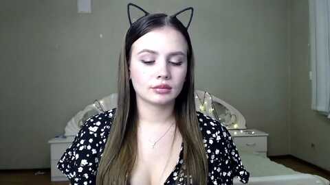 hollyshinee