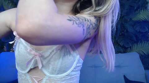 horny_blond @ myfreecams on 20240211