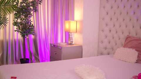 missmo0n1 @ myfreecams on 20240211
