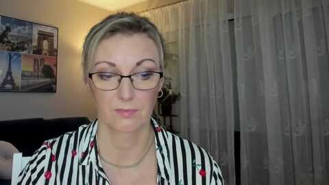 starvanessa1 @ myfreecams on 20240211
