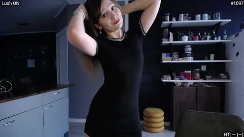 bootysaur @ myfreecams on 20240212