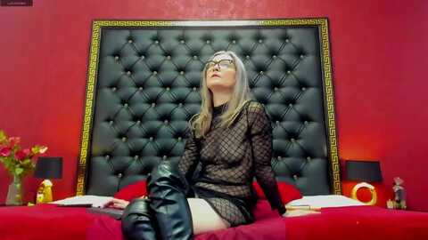 cougarcleo @ myfreecams on 20240212