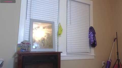 hollyhanna @ myfreecams on 20240212