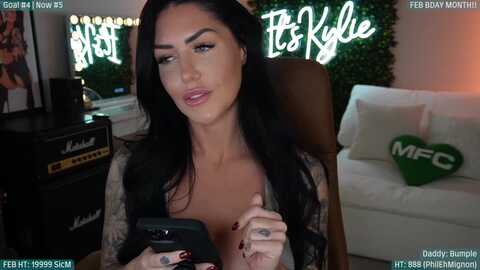 itskylieeh @ myfreecams on 20240212