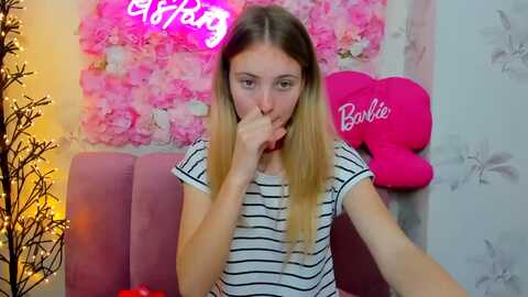 marryrosse @ myfreecams on 20240212