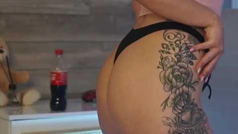 perfectmom @ myfreecams on 20240212