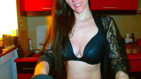 sexqueen1111 @ myfreecams on 20240212