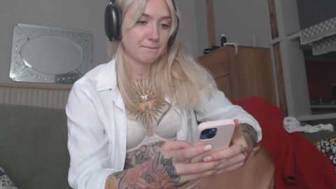 tattoo_bbgirl @ myfreecams on 20240212