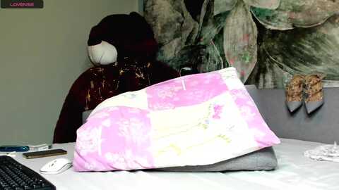 wow_blonde @ myfreecams on 20240212