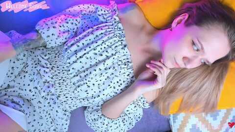 kota_sky @ myfreecams on 20240213