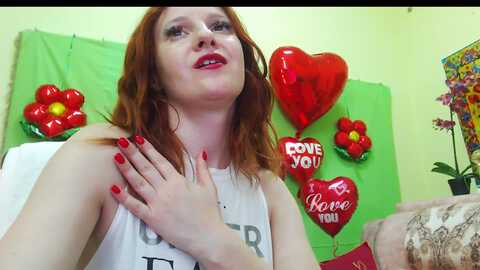 ladybigsmile @ myfreecams on 20240213
