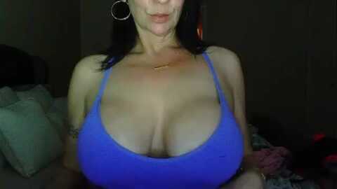 milfncookies1 @ myfreecams on 20240213