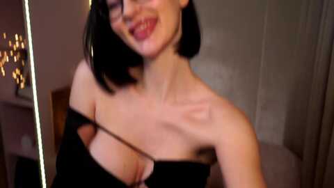 queen_dasha @ myfreecams on 20240213