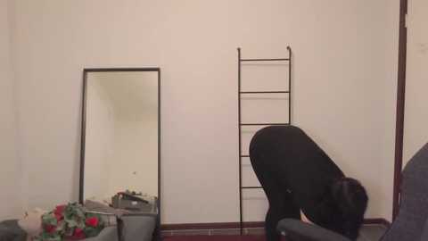 roomtoavoid @ myfreecams on 20240213