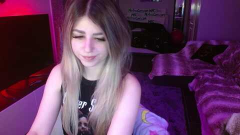 serafina @ myfreecams on 20240213