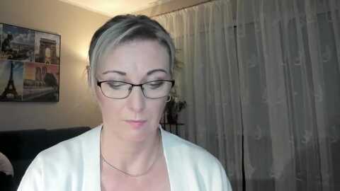 starvanessa1 @ myfreecams on 20240213