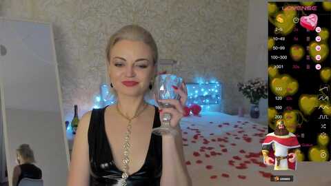 karollna_28 @ myfreecams on 20240214