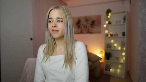 katie_kush18 @ myfreecams on 20240215