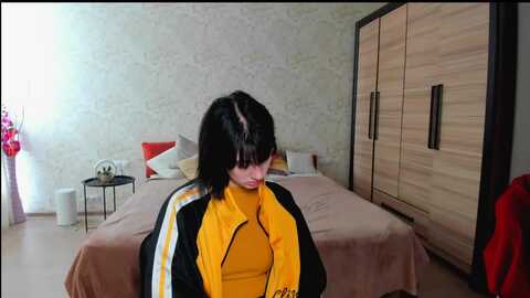 julissweet @ myfreecams on 20240216