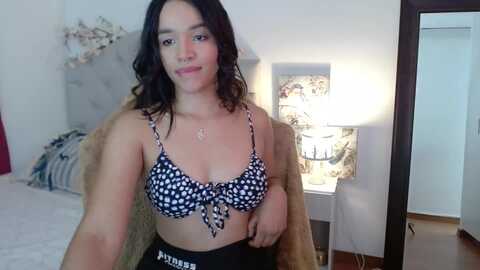 kiararose22 @ myfreecams on 20240216