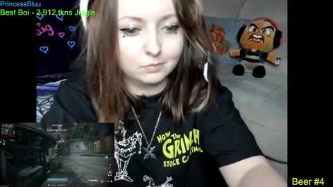 princessbluu @ myfreecams on 20240216