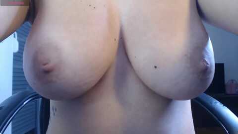 yourgirl_m @ myfreecams on 20240216