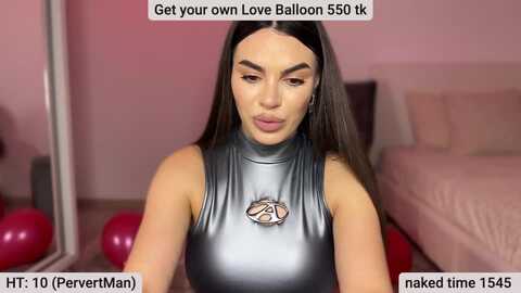 bustymiaaa @ myfreecams on 20240217