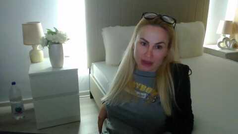 hrystina_ @ myfreecams on 20240217