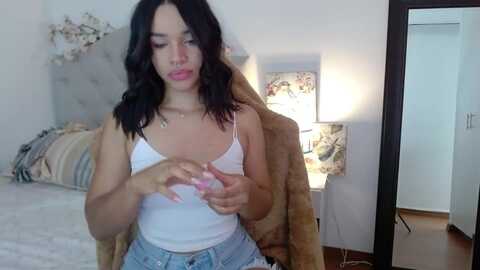 kiararose22 @ myfreecams on 20240217