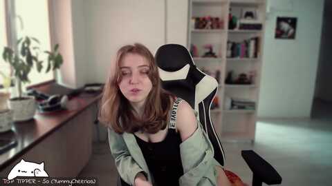 meowlexx @ myfreecams on 20240217