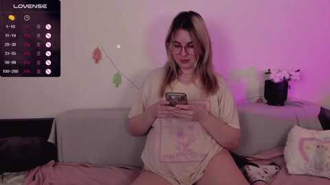 pawwssup @ myfreecams on 20240217