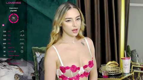 scarletcoles @ myfreecams on 20240217