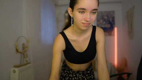 gia_paige18 @ myfreecams on 20240218