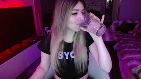 serafina @ myfreecams on 20240218