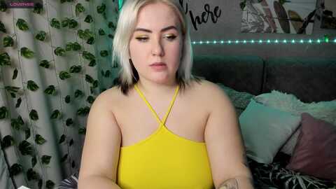 airyhiss @ myfreecams on 20240219