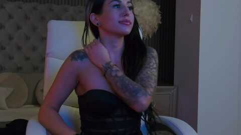 amelynoir @ myfreecams on 20240219