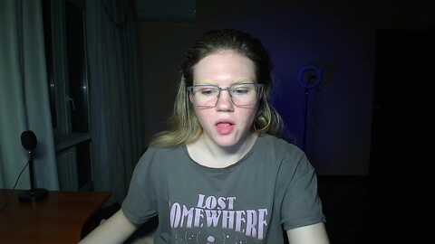 coconutik @ myfreecams on 20240219
